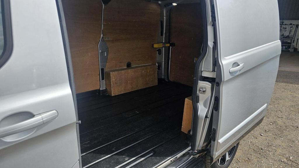 FORD TRANSIT CUSTOM