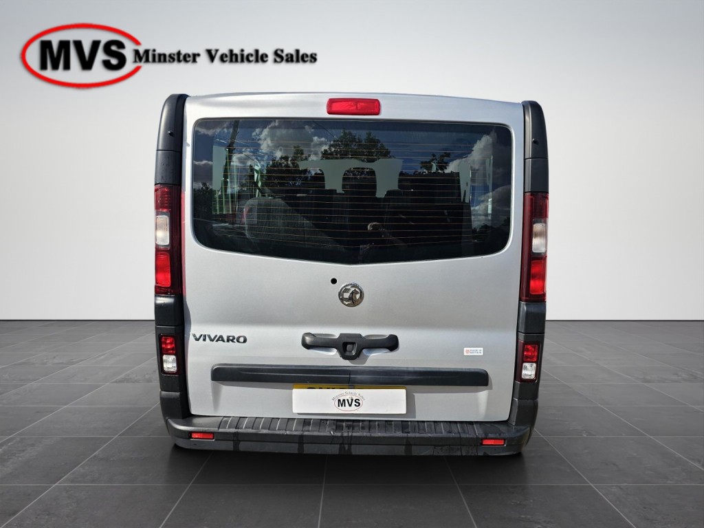 VAUXHALL VIVARO