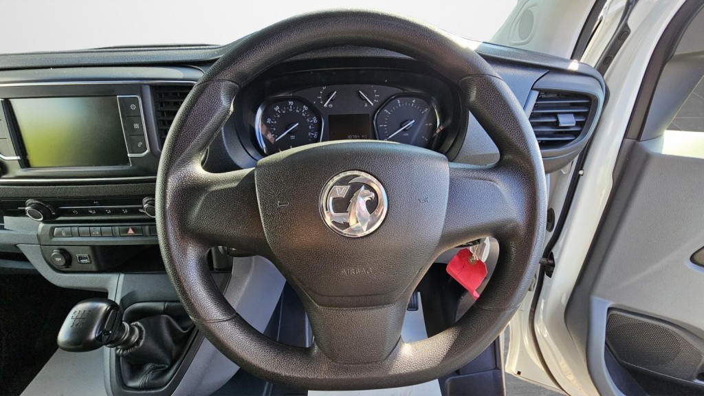 VAUXHALL VIVARO