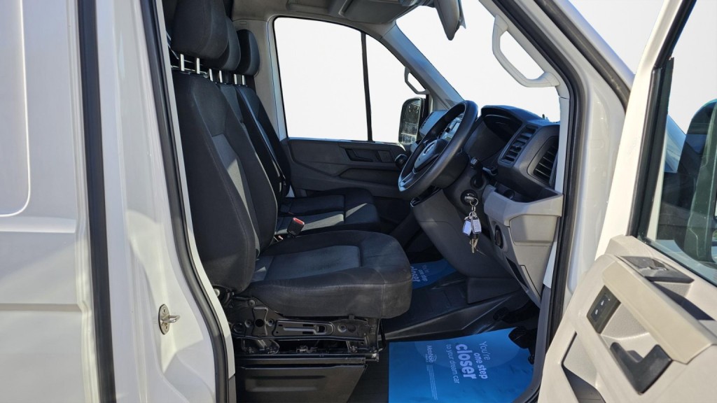 VOLKSWAGEN CRAFTER