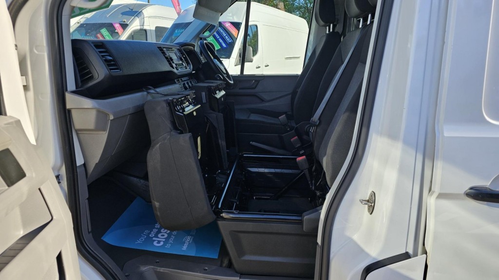 VOLKSWAGEN CRAFTER