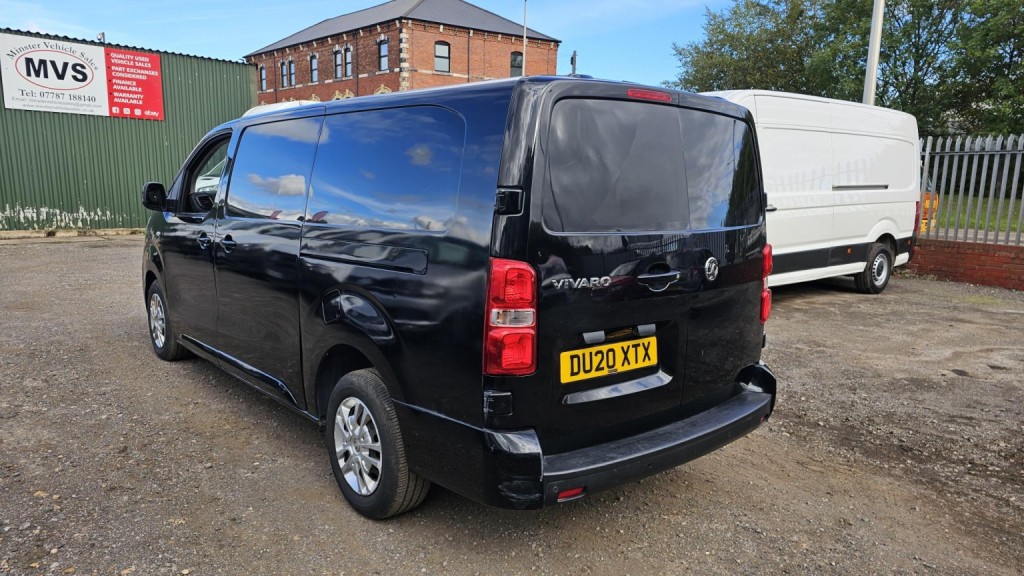 VAUXHALL VIVARO