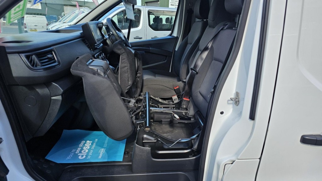 RENAULT TRAFIC