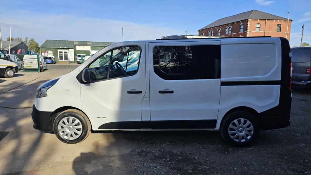 RENAULT TRAFIC