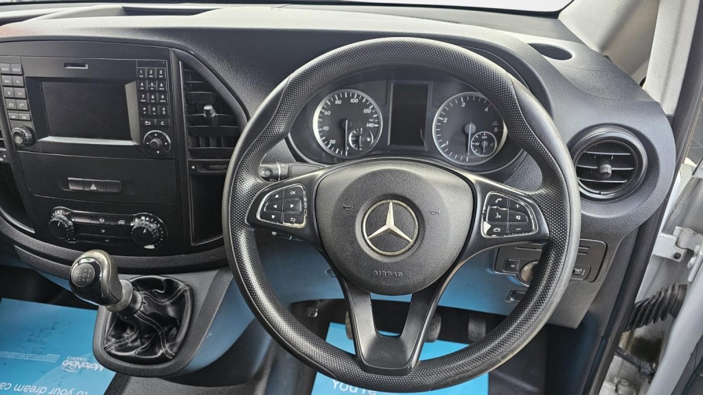 MERCEDES-BENZ VITO
