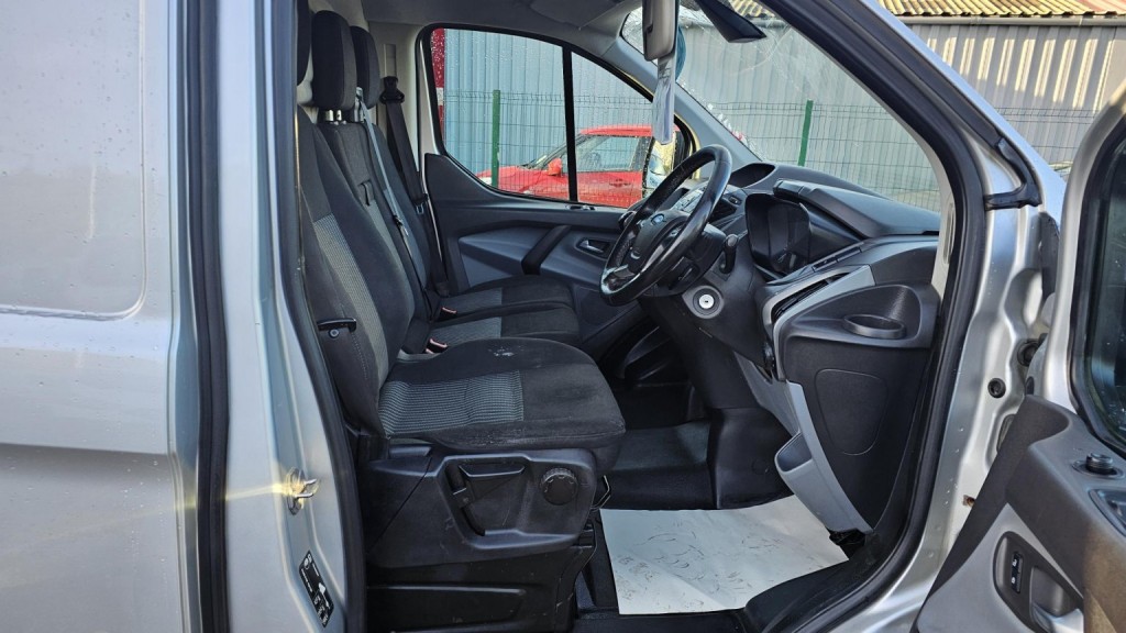 FORD TRANSIT CUSTOM