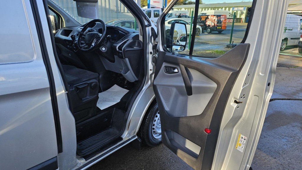FORD TRANSIT CUSTOM