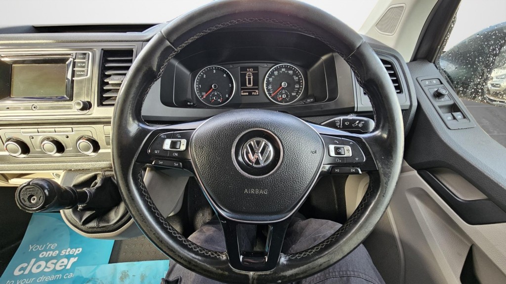 VOLKSWAGEN TRANSPORTER