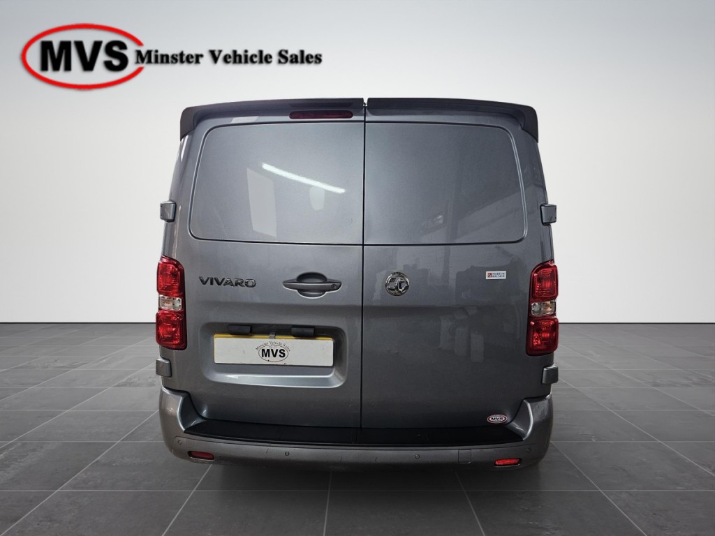 VAUXHALL VIVARO
