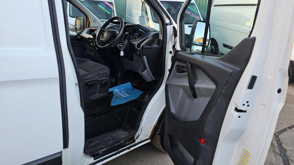 FORD TRANSIT CUSTOM