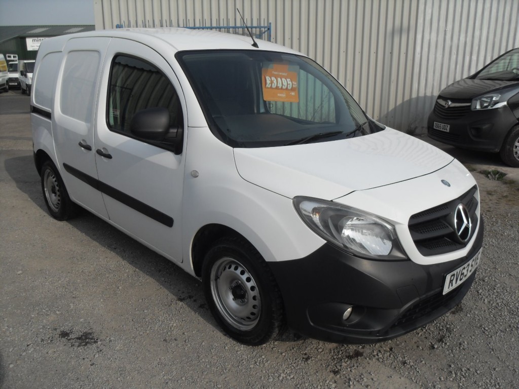 MERCEDES-BENZ