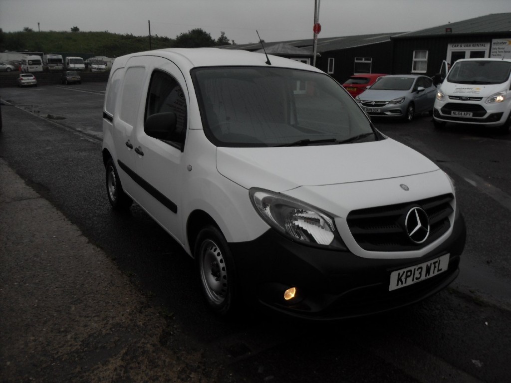 MERCEDES-BENZ