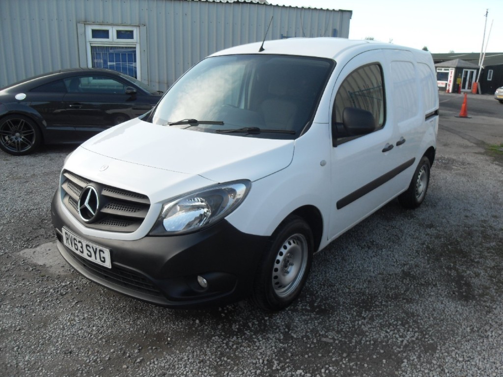 MERCEDES-BENZ
