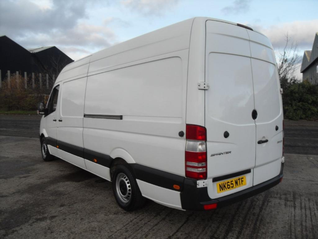 MERCEDES-BENZ SPRINTER