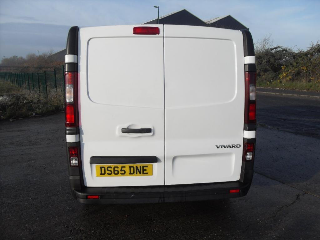 VAUXHALL VIVARO
