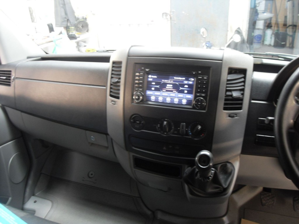 MERCEDES-BENZ SPRINTER