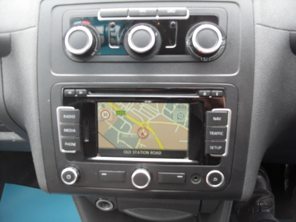 VOLKSWAGEN CADDY