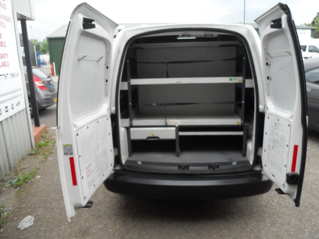 VOLKSWAGEN CADDY