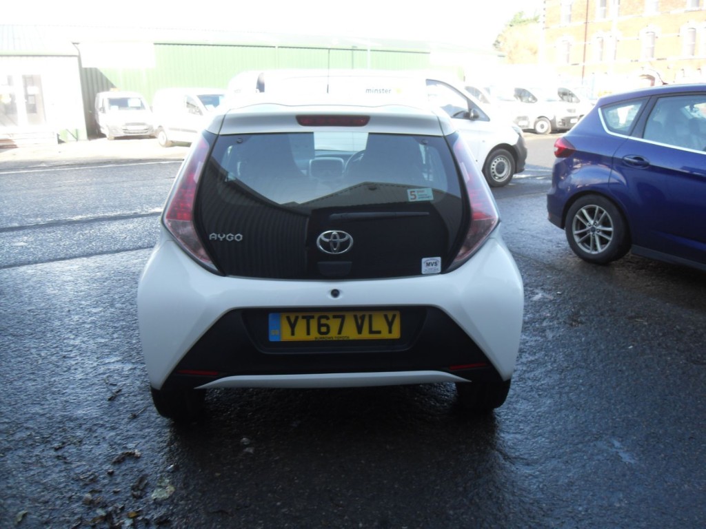 TOYOTA AYGO