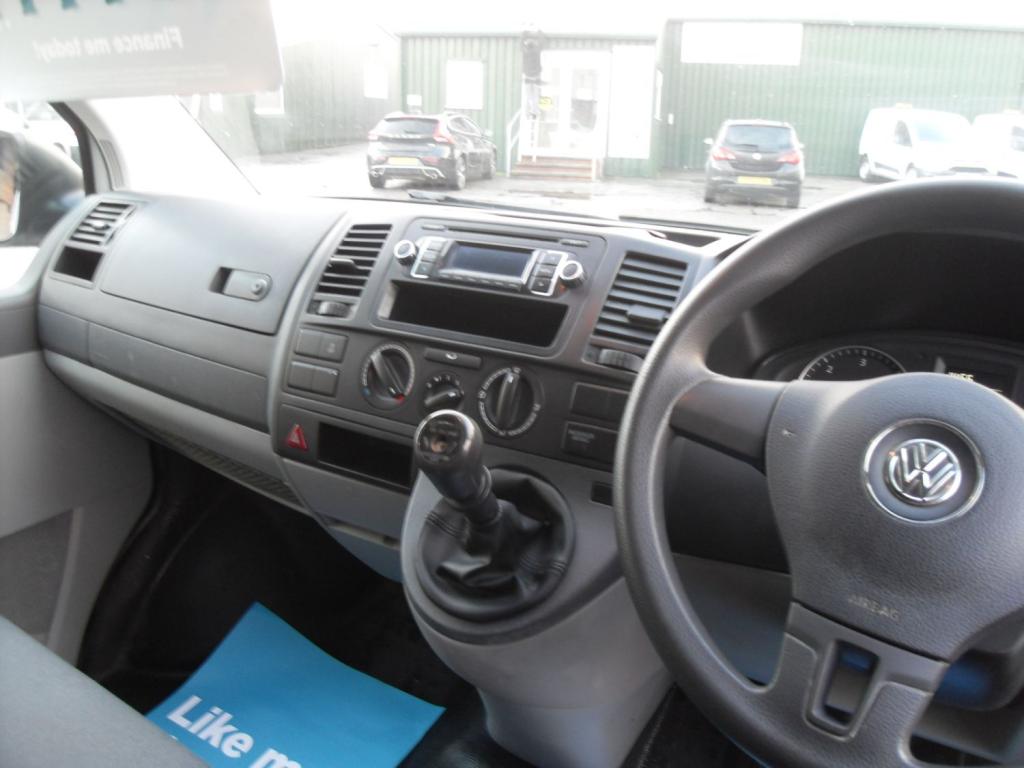 VOLKSWAGEN TRANSPORTER