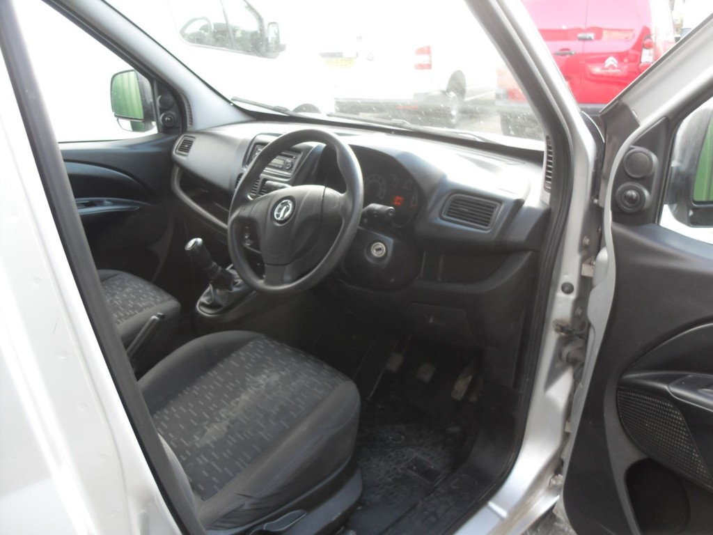VAUXHALL COMBO