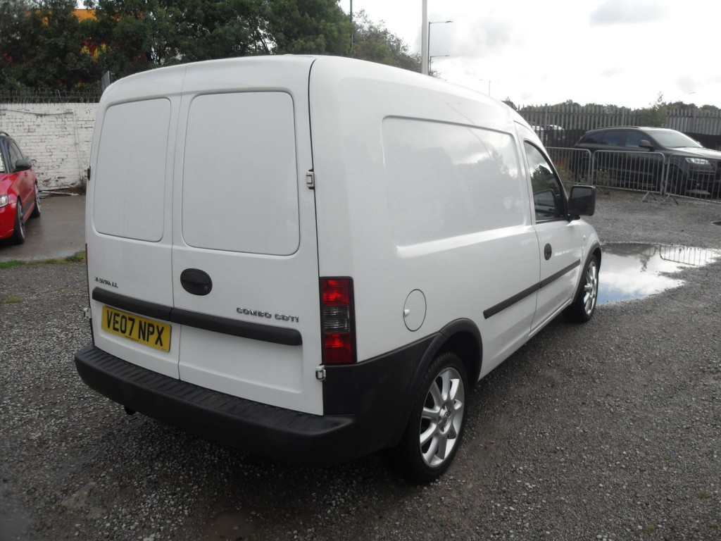 VAUXHALL COMBO