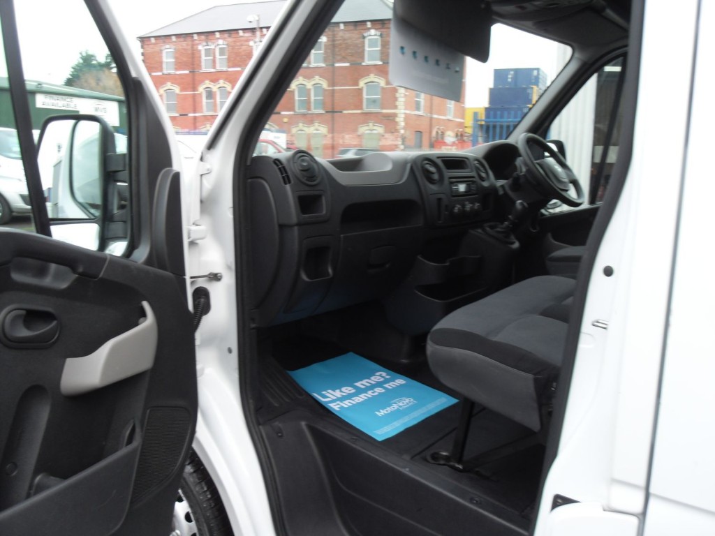 RENAULT MASTER