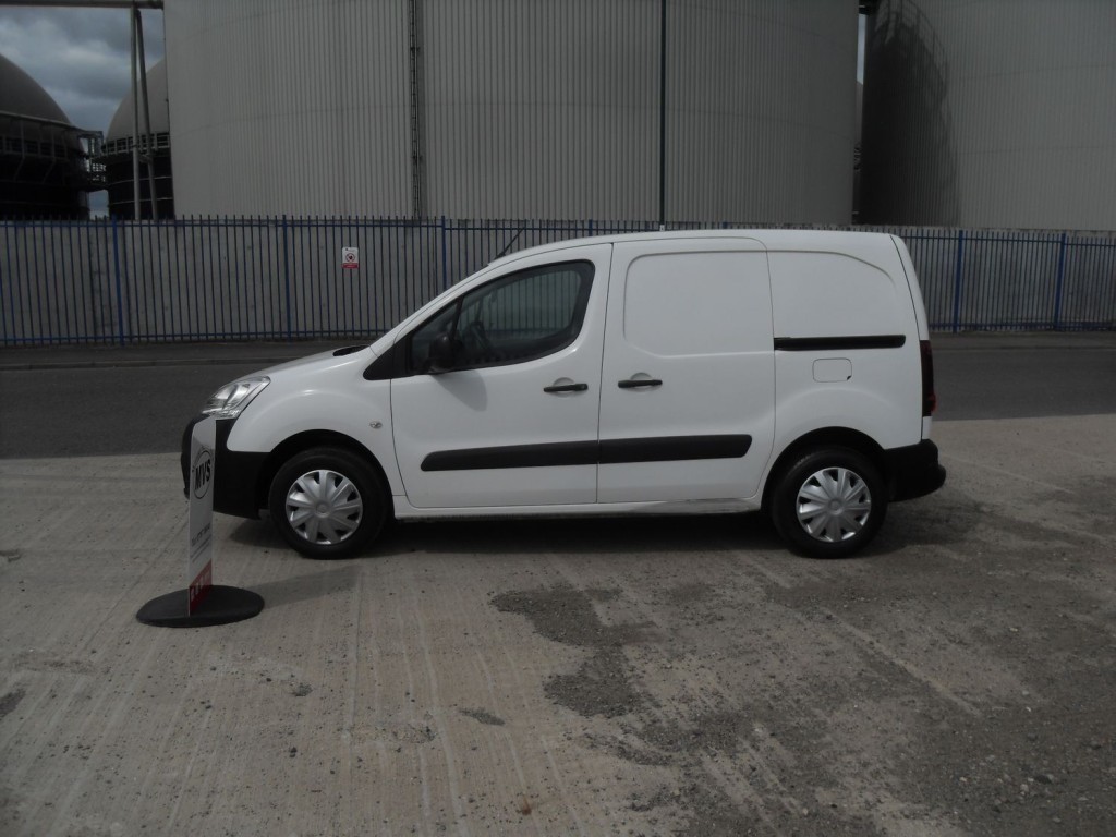 PEUGEOT PARTNER