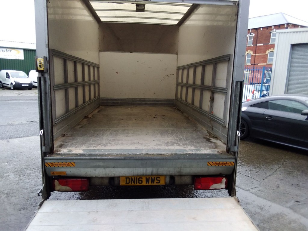 VOLKSWAGEN CRAFTER