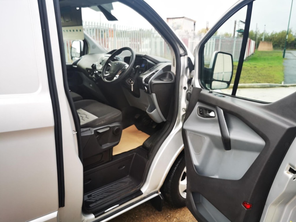 FORD TRANSIT CUSTOM