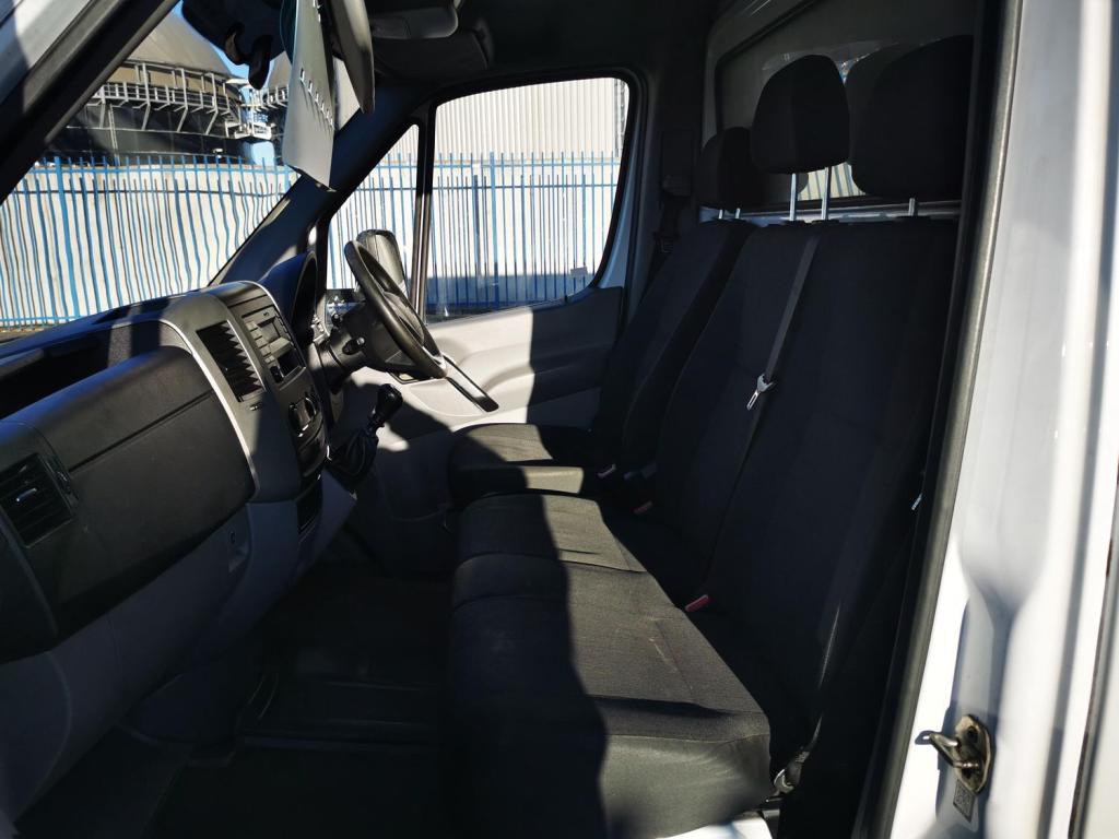 MERCEDES-BENZ SPRINTER