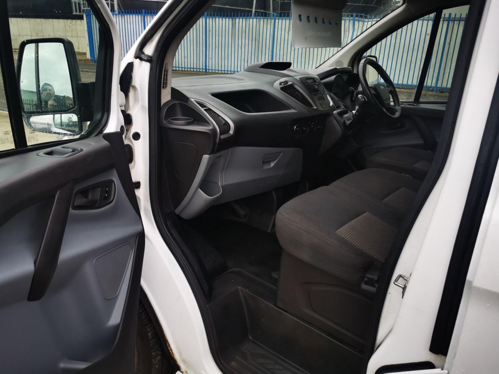 FORD TRANSIT CUSTOM