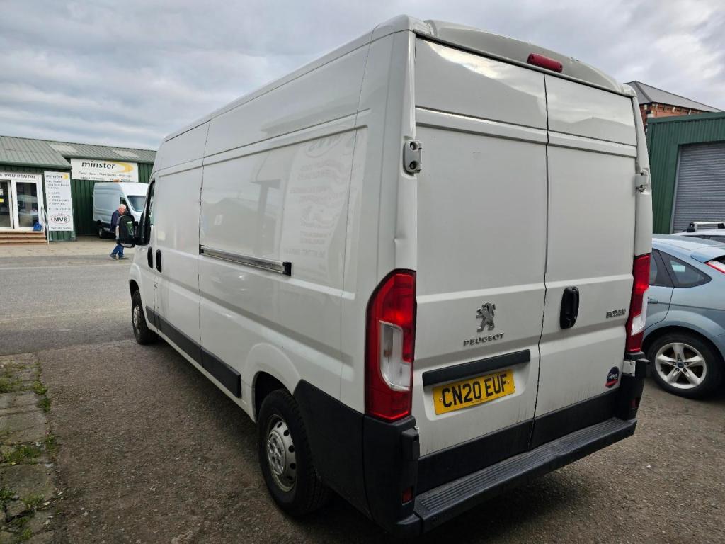 PEUGEOT BOXER