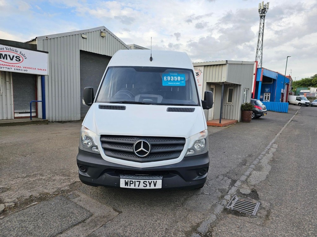 MERCEDES-BENZ SPRINTER