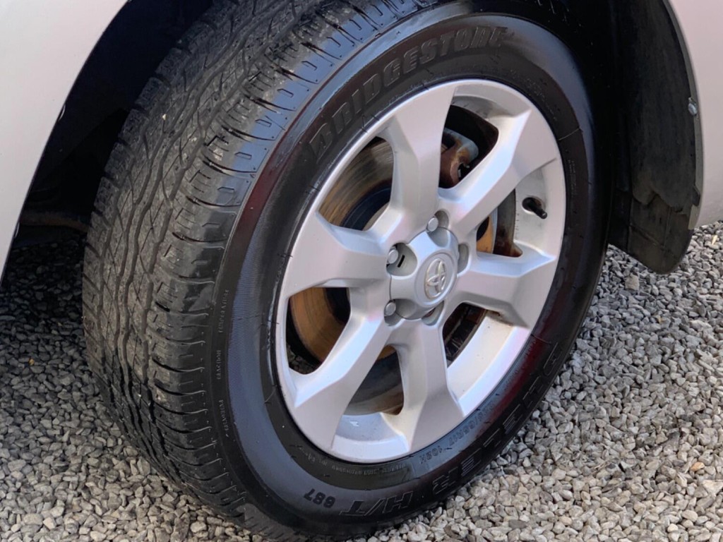 TOYOTA RAV4 2.2 D-4D XT-R 4WD Euro 5 5dr 2010