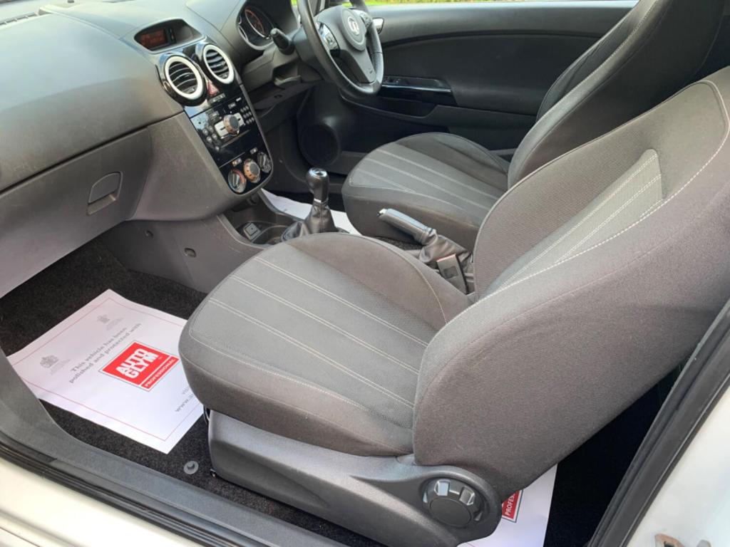 VAUXHALL CORSA 1.2 16V Limited Edition Euro 5 3dr 2012