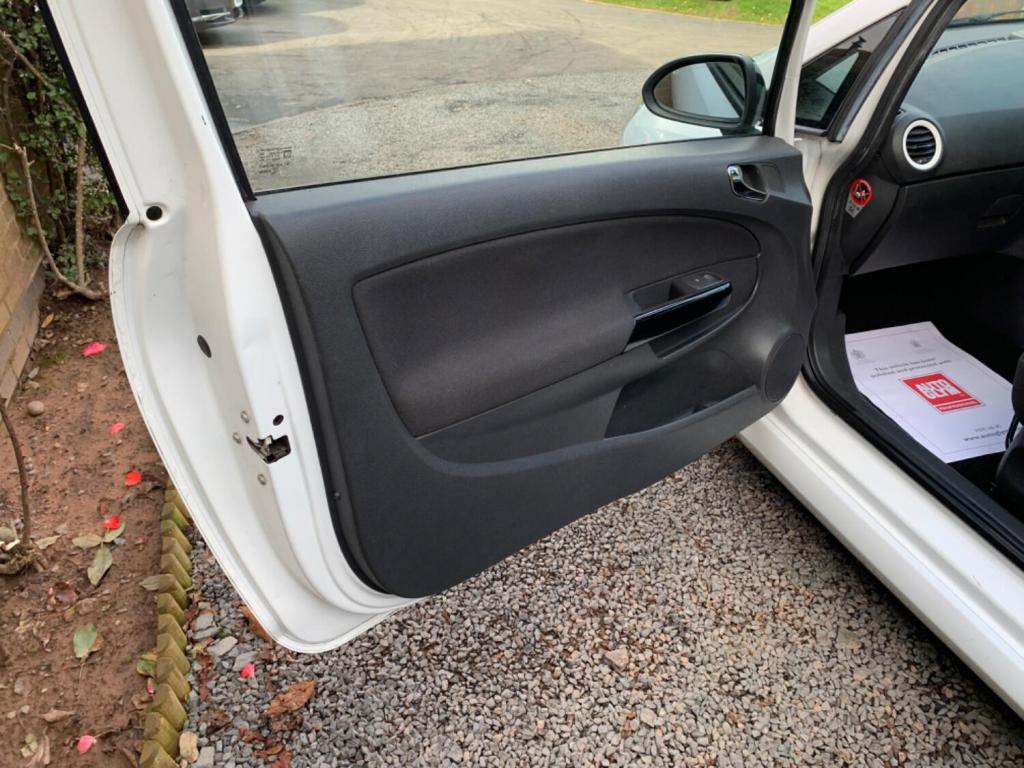 VAUXHALL CORSA 1.2 16V Limited Edition Euro 5 3dr 2012