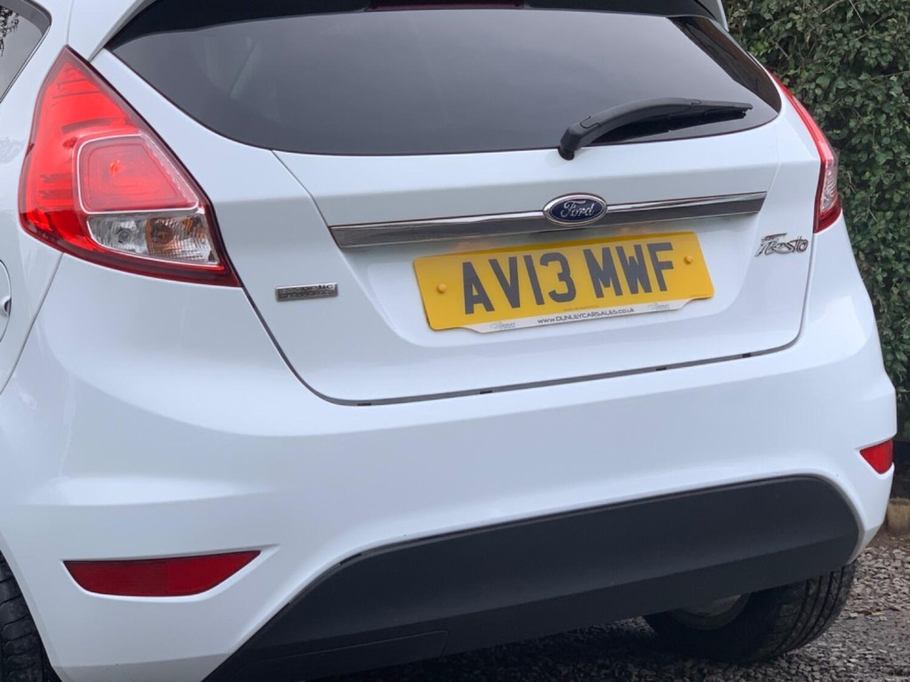 FORD FIESTA 1.0T EcoBoost Titanium Euro 5 ss 5dr 2013