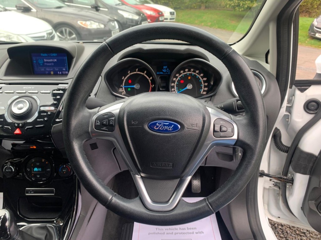 FORD FIESTA 1.0T EcoBoost Titanium Euro 5 ss 5dr 2013