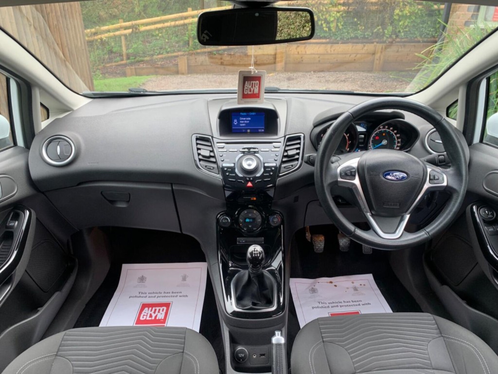 FORD FIESTA 1.0T EcoBoost Titanium Euro 5 ss 5dr 2013