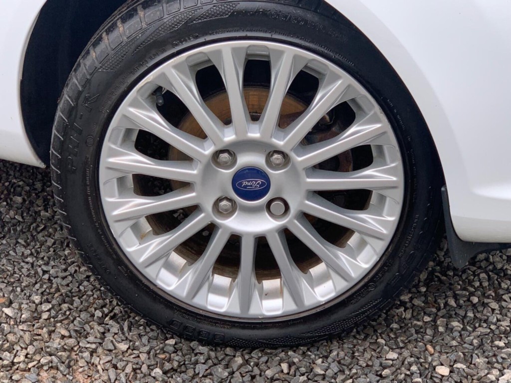 FORD FIESTA 1.0T EcoBoost Titanium Euro 5 ss 5dr 2013