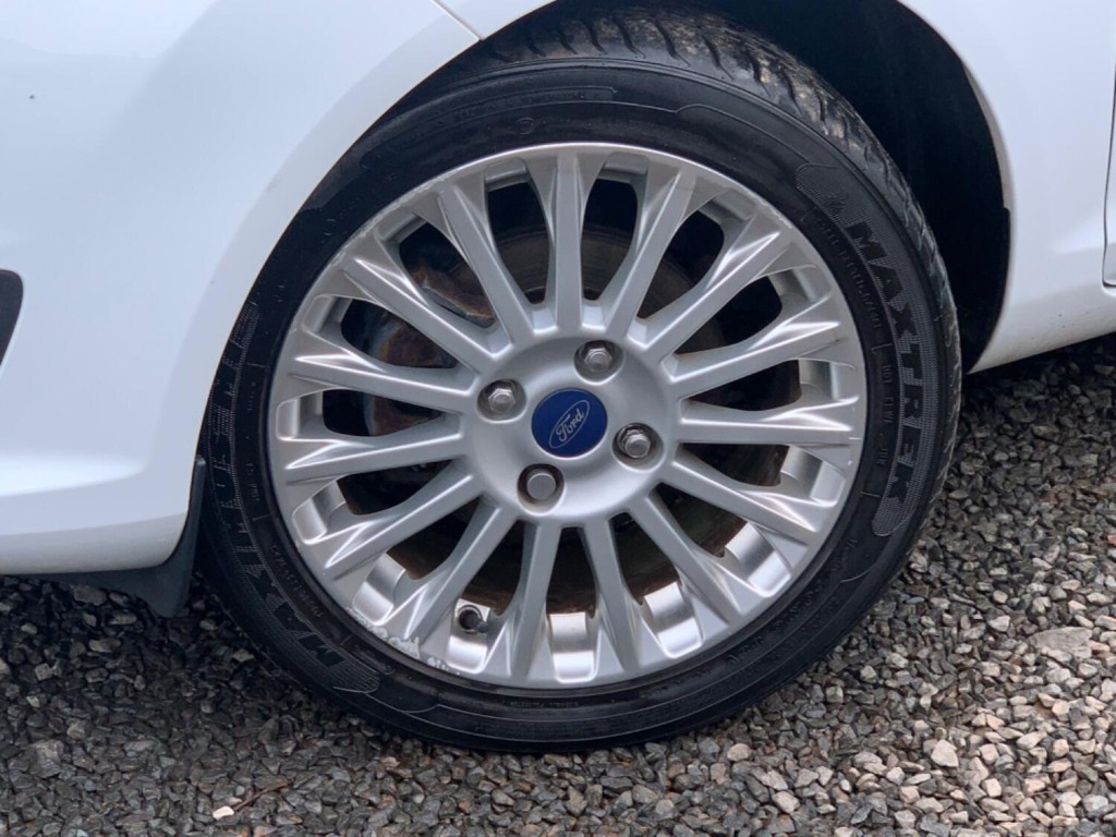 FORD FIESTA 1.0T EcoBoost Titanium Euro 5 ss 5dr 2013