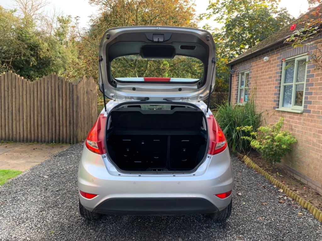 FORD FIESTA 1.25 Zetec 3dr 2009