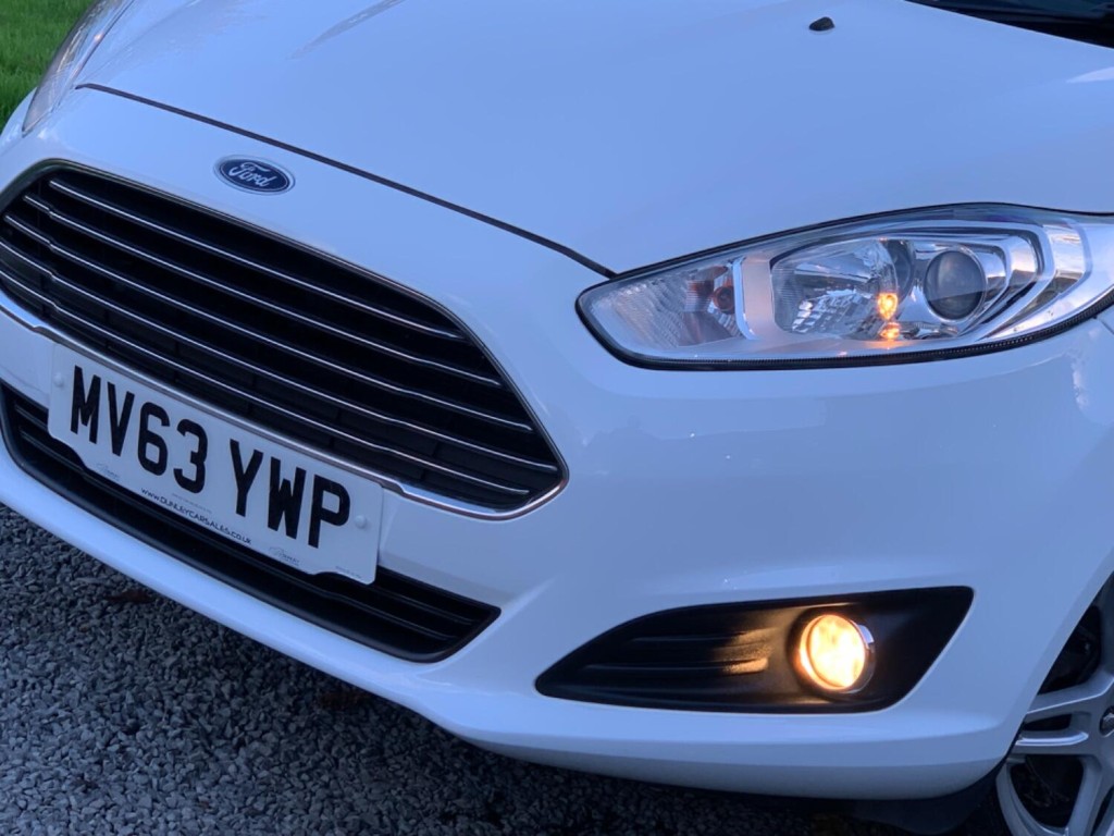 FORD FIESTA 1.0 Zetec Euro 5 ss 5dr 2013