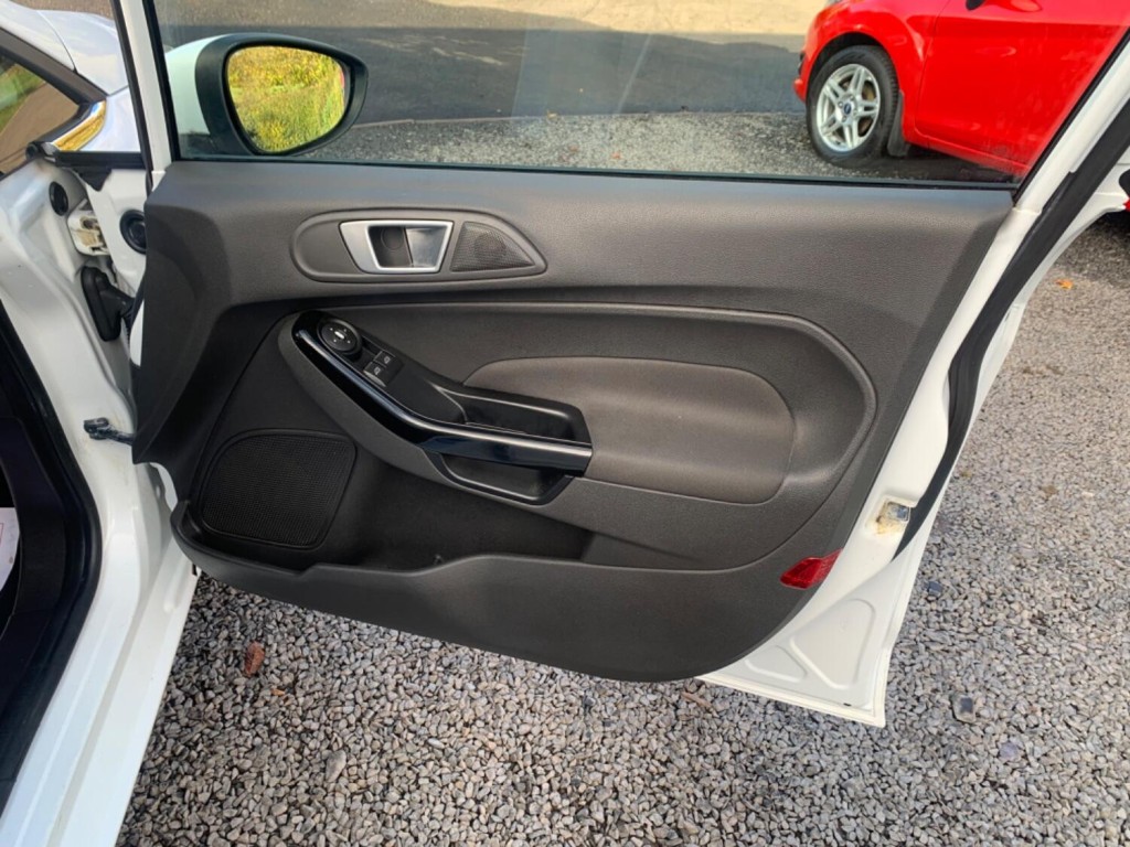 FORD FIESTA 1.0 Zetec Euro 5 ss 5dr 2013