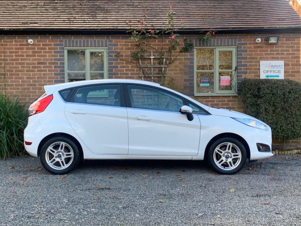 FORD FIESTA 1.0 Zetec Euro 5 ss 5dr 2013
