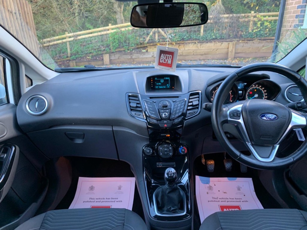 FORD FIESTA 1.0 Zetec Euro 5 ss 5dr 2013