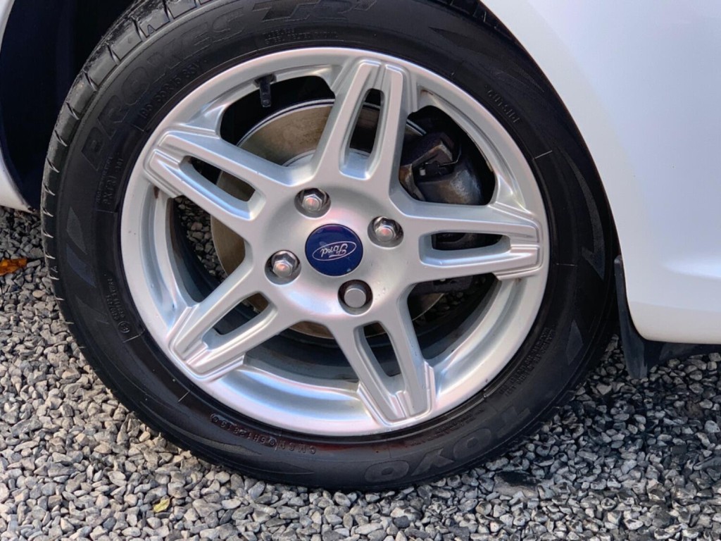 FORD FIESTA 1.0 Zetec Euro 5 ss 5dr 2013