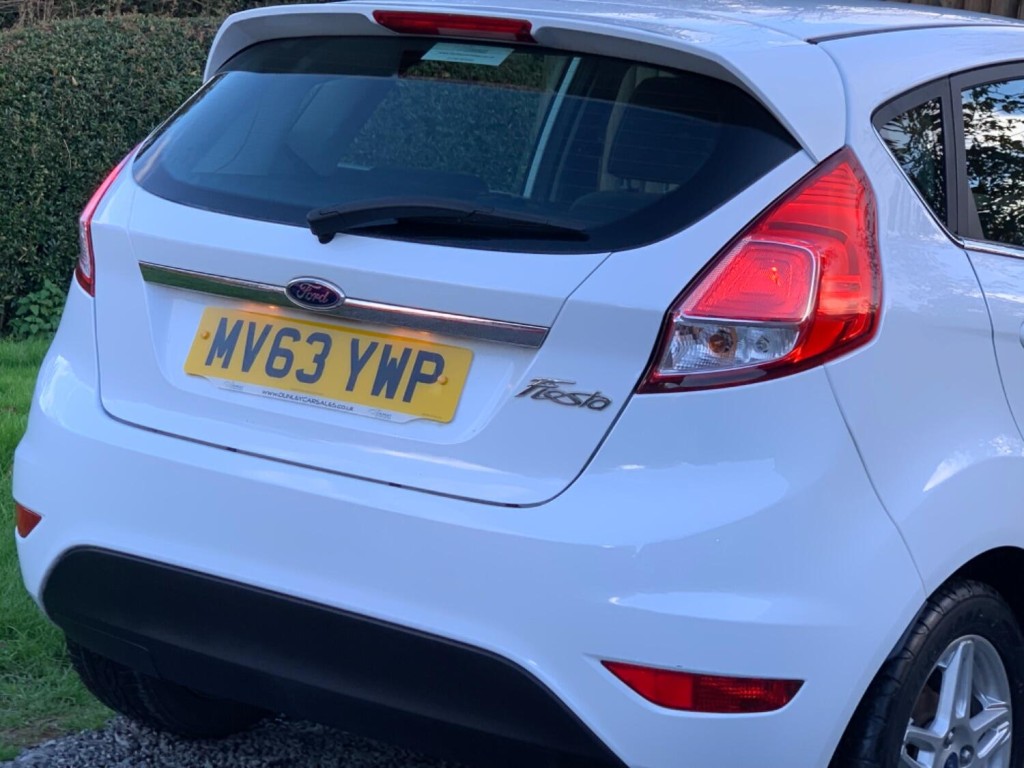FORD FIESTA 1.0 Zetec Euro 5 ss 5dr 2013