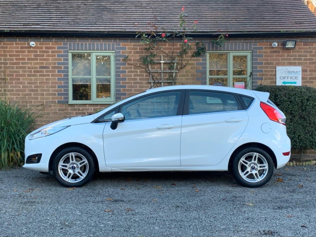 FORD FIESTA 1.0 Zetec Euro 5 ss 5dr 2013
